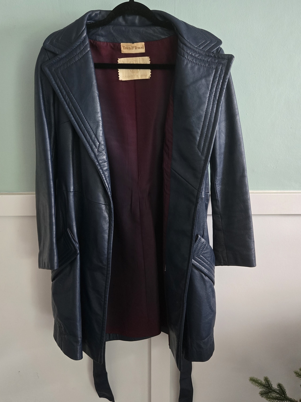 VTG 70s 80s Navy Leather Trench Coat Belted Midi Jacket Womens Town & Travel